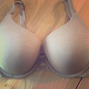 Victoria’s Secret T Shirt Perfect Shape 32 DDD